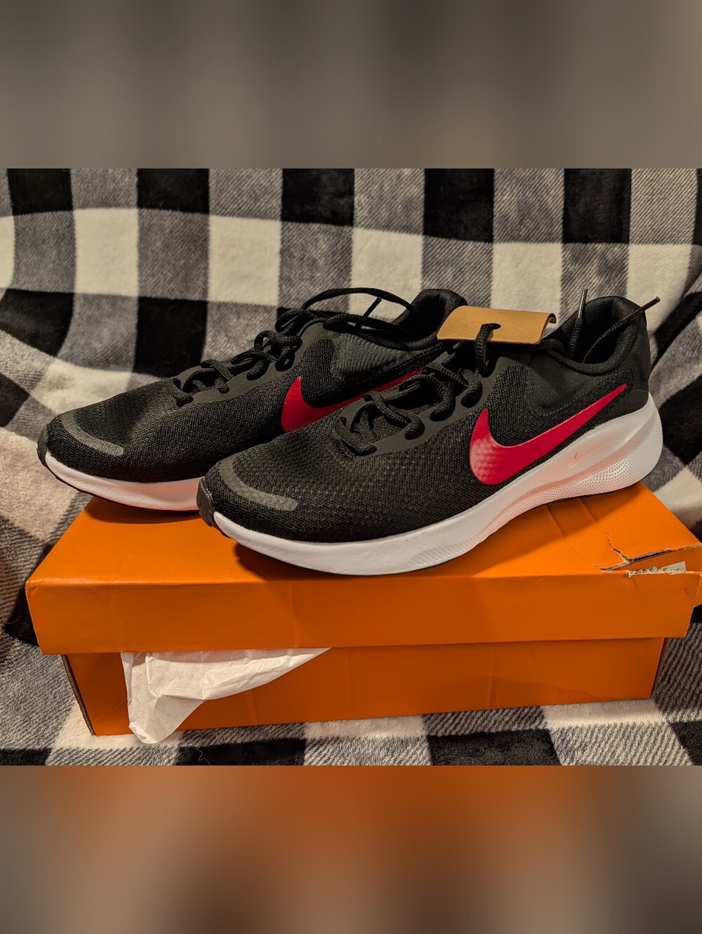 Nike Revolution 7 Men's 9 Women's 10.5
